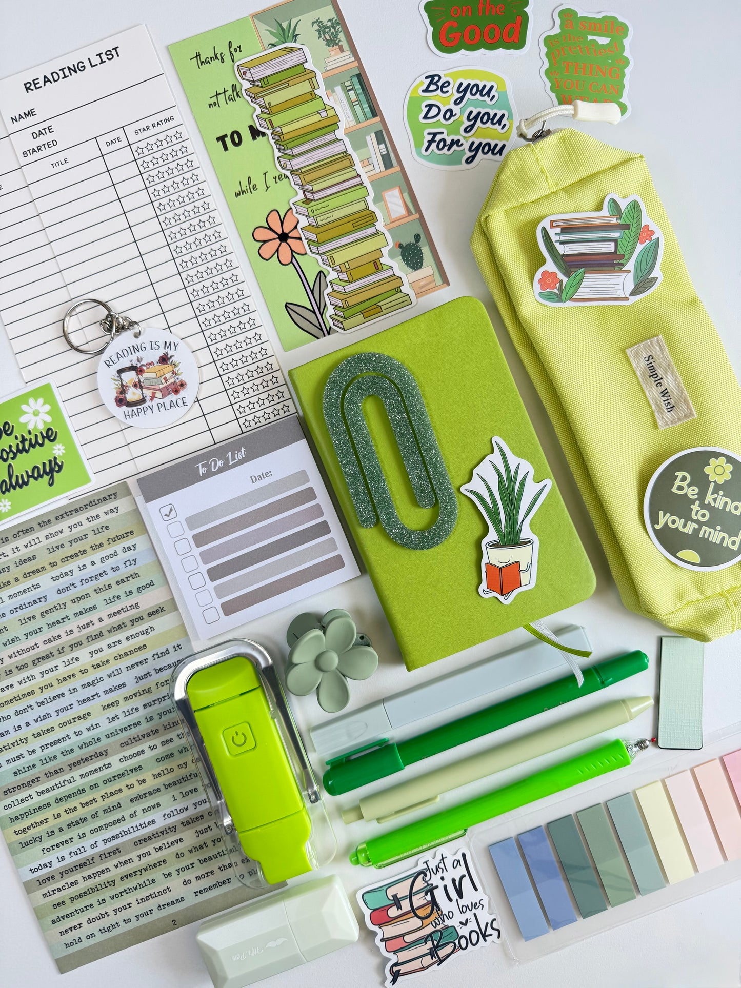 Fresh Meadow Bookish Bundle💚 🌿