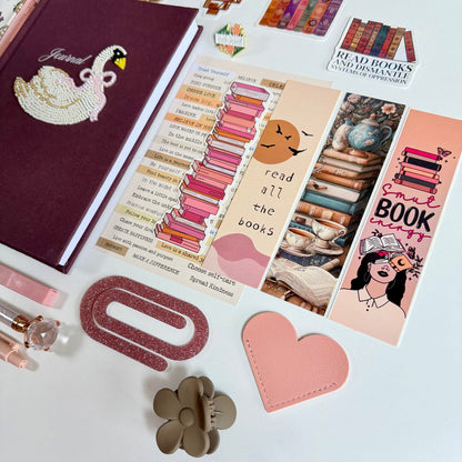 🦢 Vintage Swan Bookish Bundle