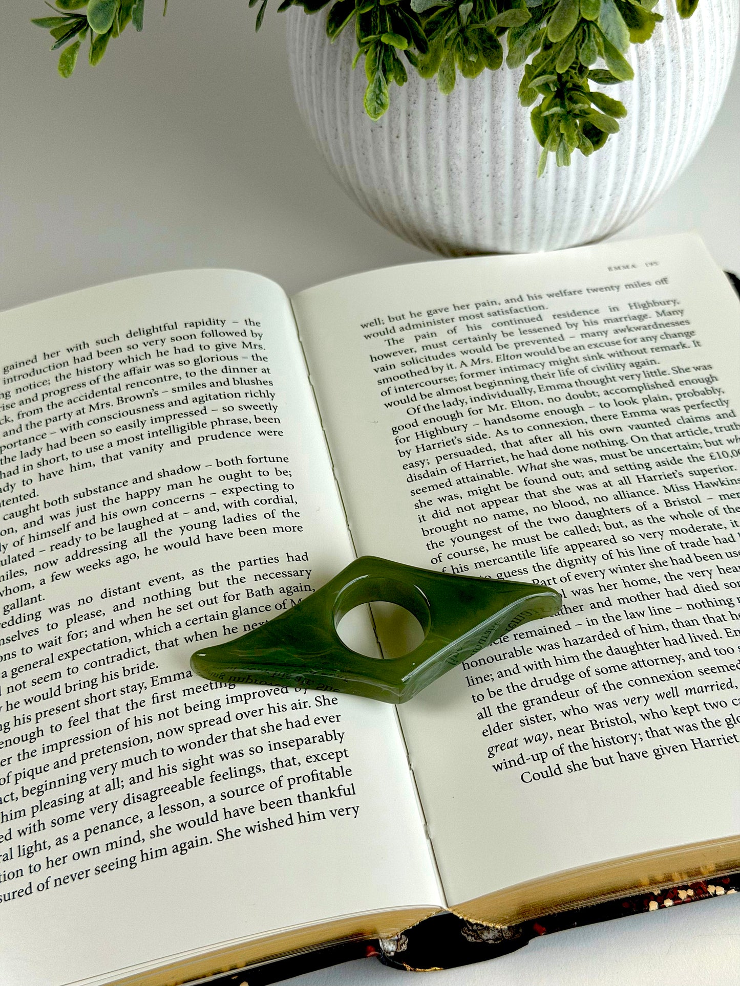 Anillo clásico acrílico para sujetar páginas – Accesorio de lectura con una mano