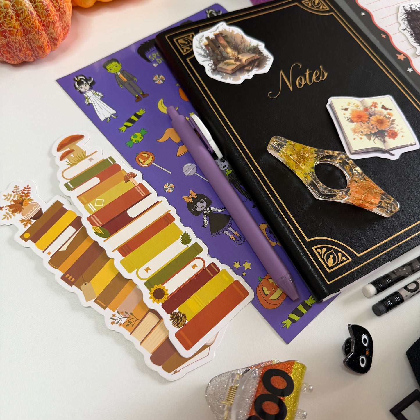 🎃 Halloween Bookish Bundle — Black & Autumn Edition 🍂