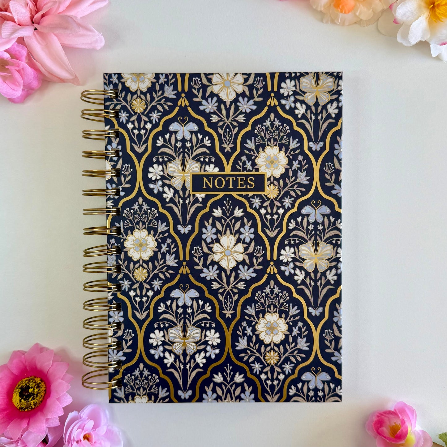 Vintage Floral Hardcover Notebooks – Elegant A5 Journal Collection