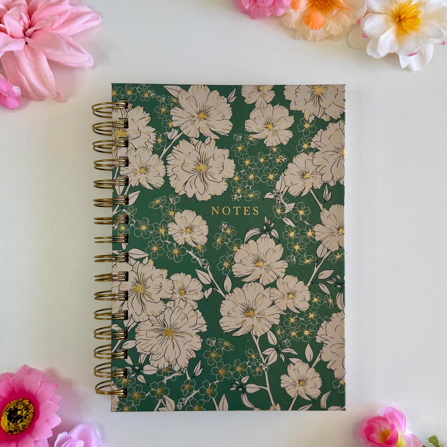 Vintage Floral Hardcover Notebooks – Elegant A5 Journal Collection