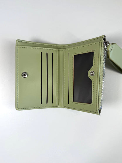 Cartera de muñeca y tarjetero desmontable verde salvia