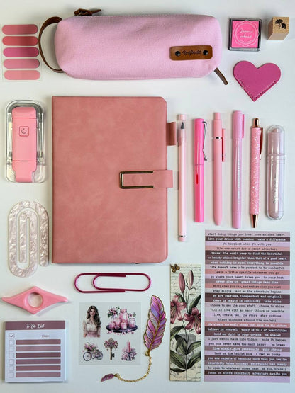 مجموعة هدايا للقرّاء باللون الوردي الباهت