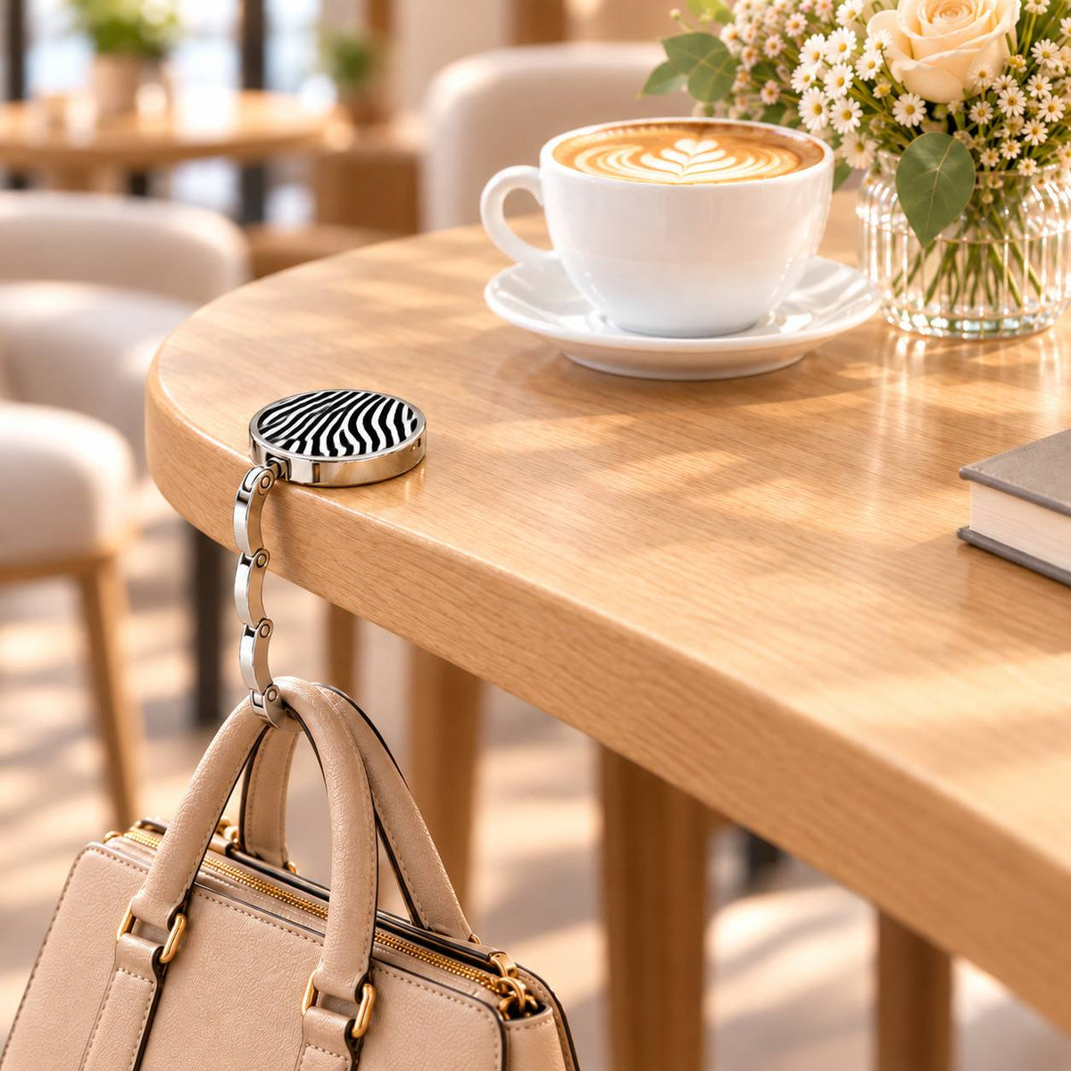 Gancho plegable estampado para bolso - colgador portátil para bolsos de mesa