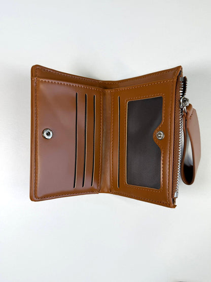 Cartera de muñeca y tarjetero desmontable marrón